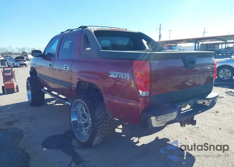 2004 Chevrolet Avalanche 1500 from USA, damaged, VIN 3GNEC12T94G130930